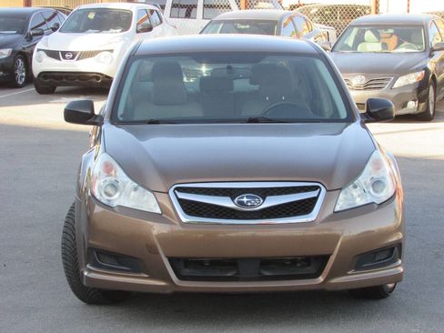 Used 2011 Subaru Legacy 2.5i image 14