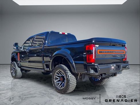 Used 2023 Ford F250 Lariat w/ Lariat Ultimate Package image 2