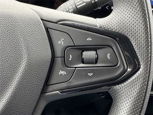 Certified 2025 Chevrolet Trax LT image 13