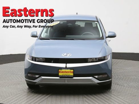 Used 2023 Hyundai Ioniq 5 SE image 2