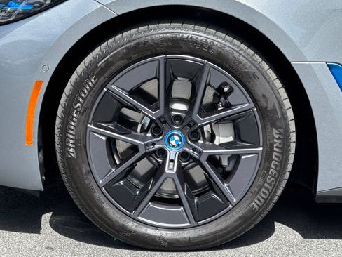 Used 2024 BMW i4 xDrive40i w/ Premium Package AWD/4WD image 38
