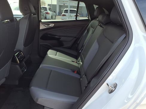 New 2026 Volkswagen ID.4 Pro S image 11