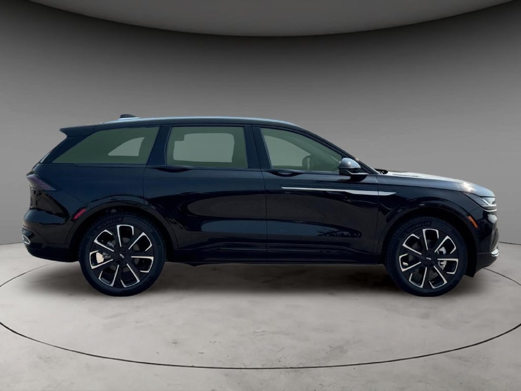 New 2026 Lincoln Nautilus Reserve AWD/4WD image 4