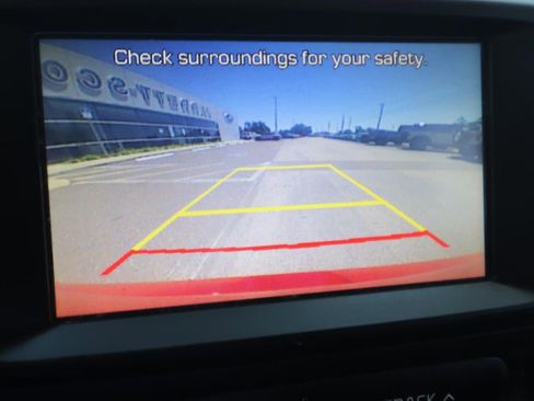 Used 2017 Kia Soul + image 4