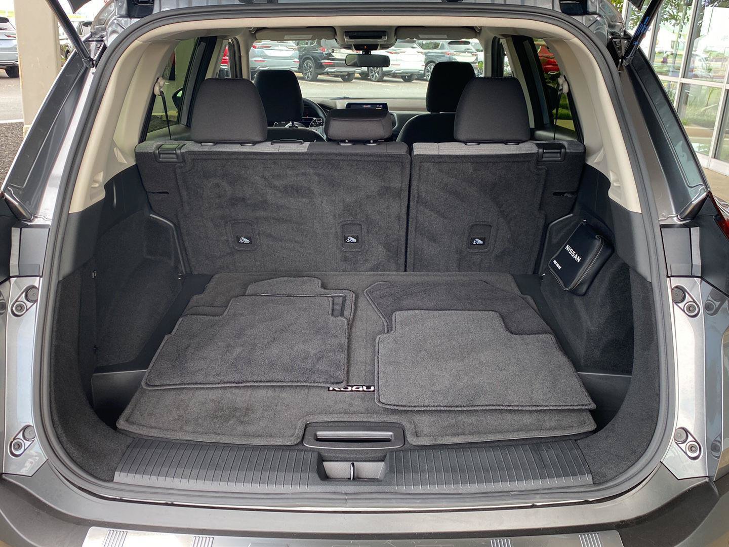 Certified 2023 Nissan Rogue SV AWD/4WD image 10