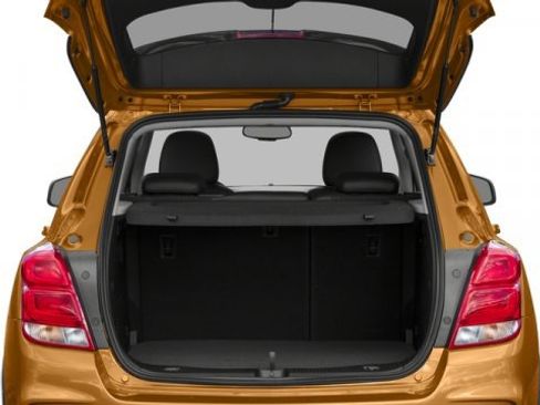 Used 2017 Chevrolet Trax LT w/ LT Convenience Package image 15