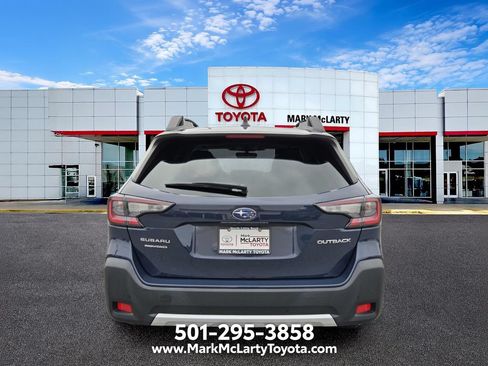 Used 2023 Subaru Outback Limited AWD/4WD image 4