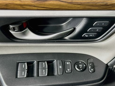 Used 2017 Honda CR-V EX-L image 15