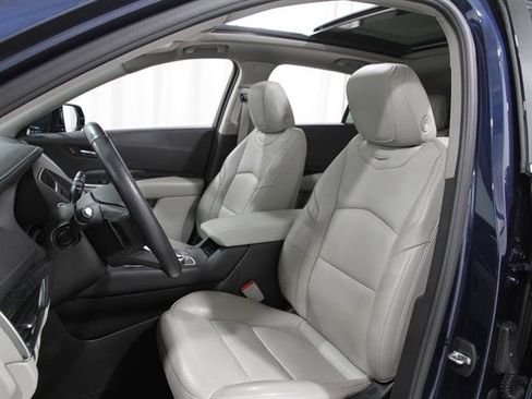 Used 2021 Cadillac XT4 Premium Luxury w/ Cold Weather Package image 5