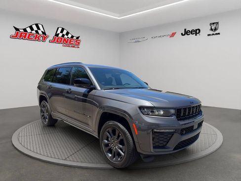 New 2026 Jeep Grand Cherokee L Limited AWD/4WD image 13