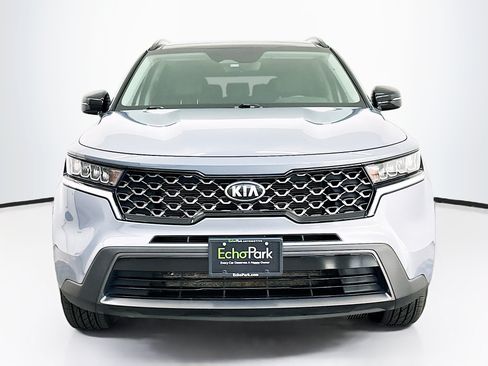 Used 2021 Kia Sorento S w/ Panoramic Sunroof Package AWD/4WD image 2