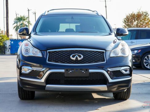 Used 2017 INFINITI QX50 Sport Utility 4D w/ Premium Package image 2