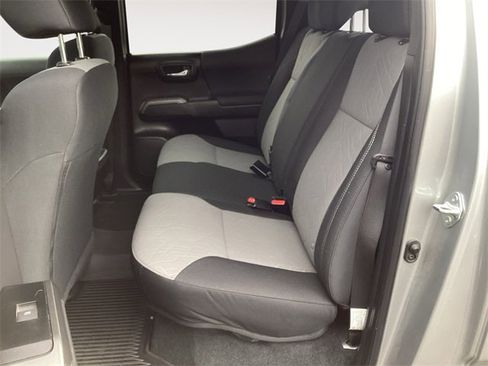 Certified 2023 Toyota Tacoma TRD Off-Road image 13