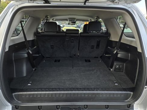 Used 2021 Toyota 4Runner SR5 Premium image 27