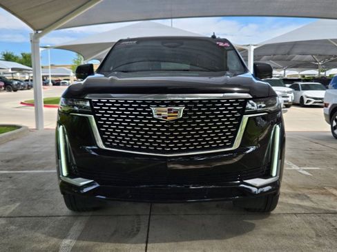 Used 2024 Cadillac Escalade Premium Luxury w/ Performance Package AWD/4WD image 2