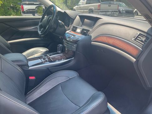 Used 2016 INFINITI Q70 L 3.7 w/ Deluxe Touring Package RWD image 10