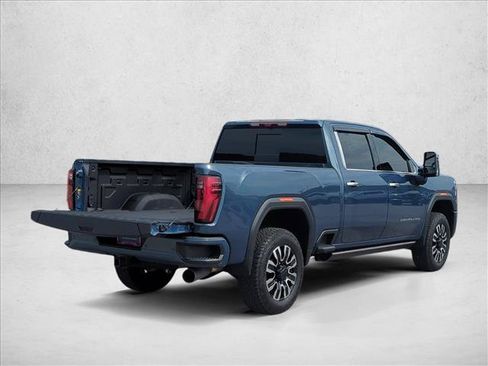 Used 2026 GMC Sierra 2500 Denali Ultimate AWD/4WD image 5