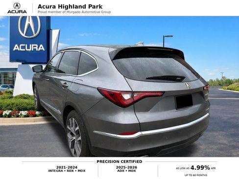 Used 2024 Acura MDX SH-AWD w/ Technology Package image 3