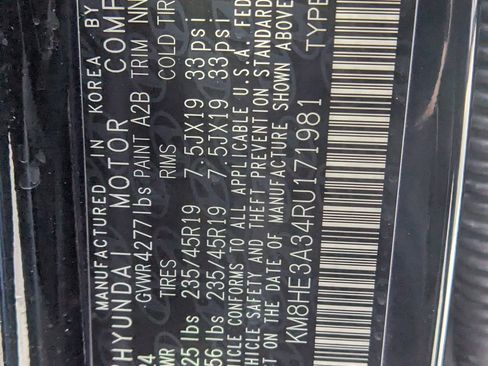 Used 2024 Hyundai Kona Limited image 45