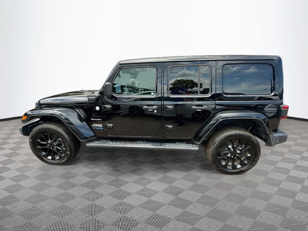Certified 2021 Jeep Wrangler Unlimited Sahara w/ Cold Weather Group AWD/4WD image 8