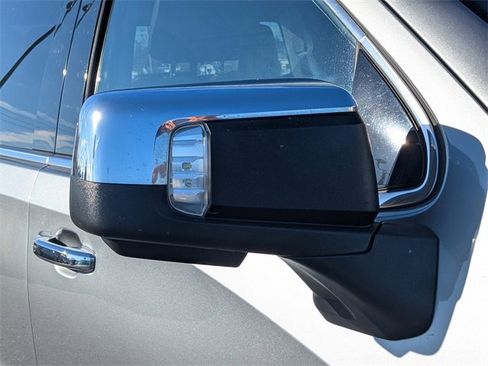 Used 2020 GMC Sierra 1500 SLT w/ SLT Premium Plus Package image 12