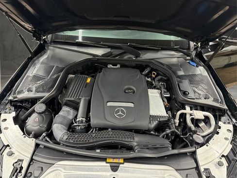 Used 2018 Mercedes-Benz C 300 Sedan w/ Premium Package image 9