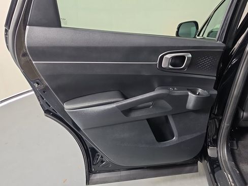 Certified 2026 Kia Sorento LX FWD image 31