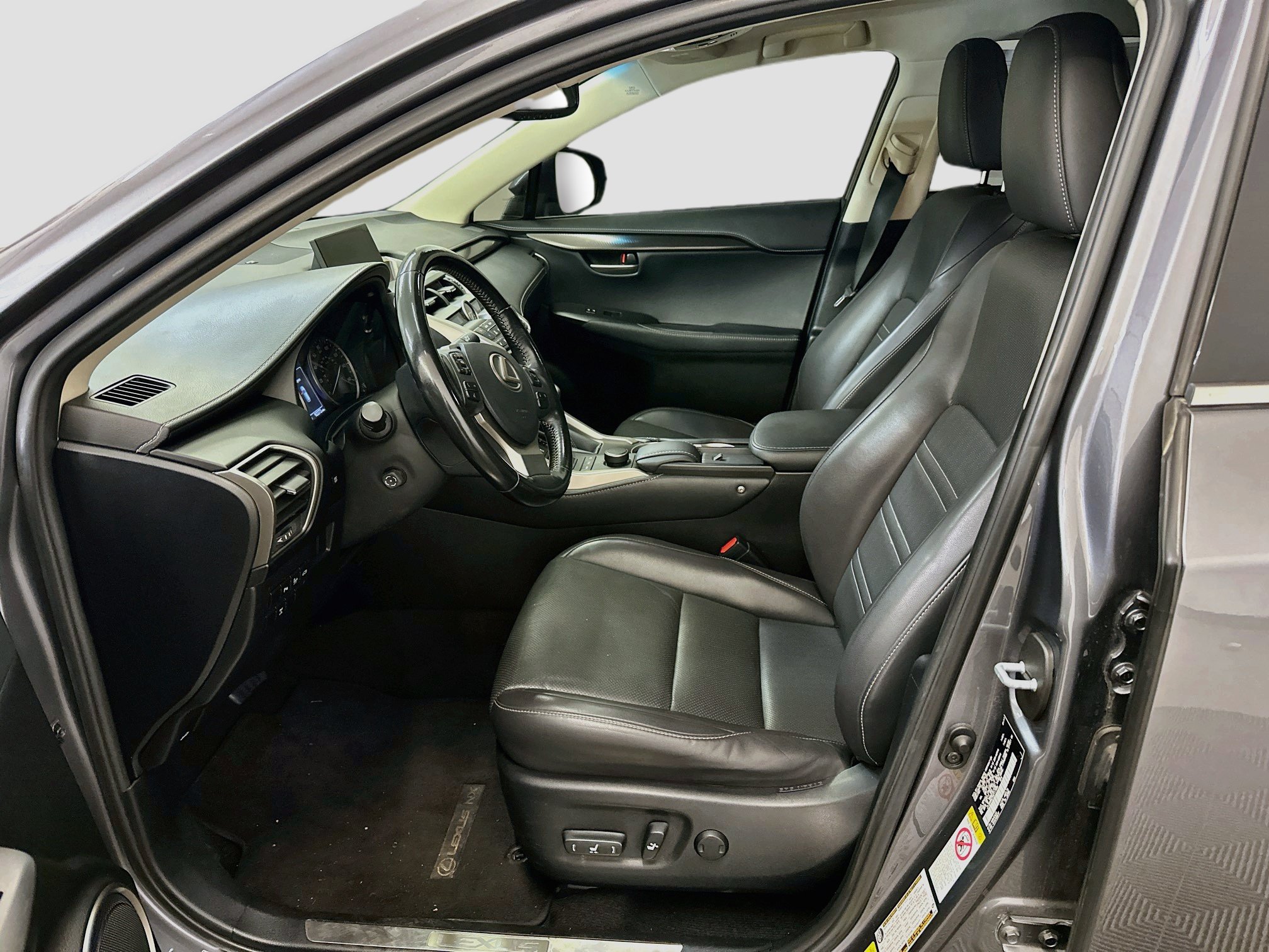Used 2017 Lexus NX 200t AWD w/ Premium Package image 13