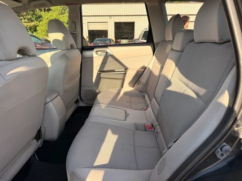 Used 2011 Subaru Forester 2.5X Premium AWD/4WD image 21