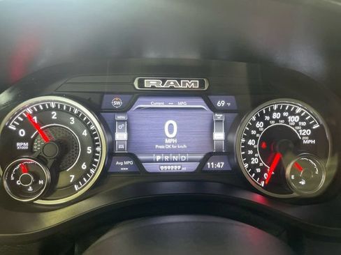 Certified 2019 RAM 1500 Big Horn AWD/4WD image 15