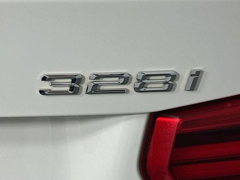 Used 2016 BMW 328i xDrive Sedan AWD/4WD image 29