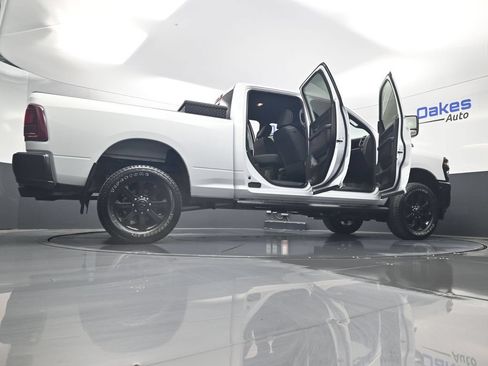 Used 2025 RAM 2500 Tradesman w/ Safety Group AWD/4WD image 61