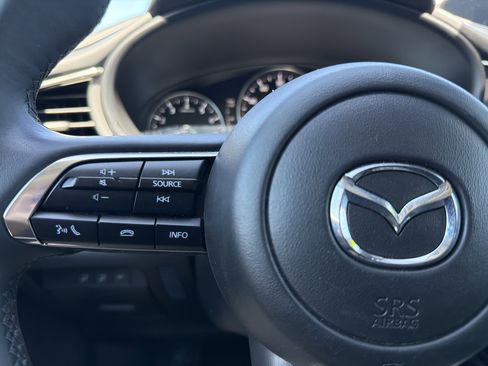 Used 2025 MAZDA CX-30 AWD 2.5 S w/ Preferred Package image 9
