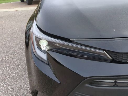 Used 2024 Toyota Corolla LE image 10