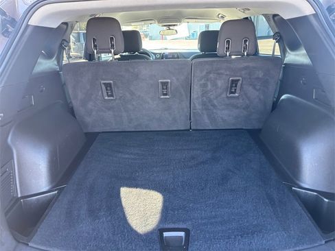 Used 2021 Chevrolet Blazer LT image 32