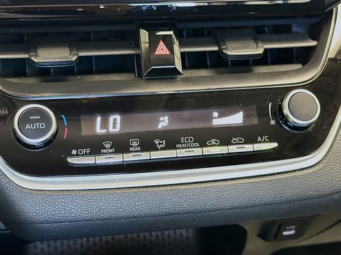 Used 2024 Toyota Corolla LE FWD image 10
