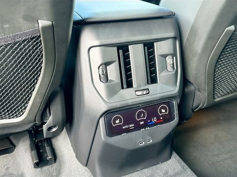 Used 2026 BMW X3 xDrive30 w/ M Sport Package image 18