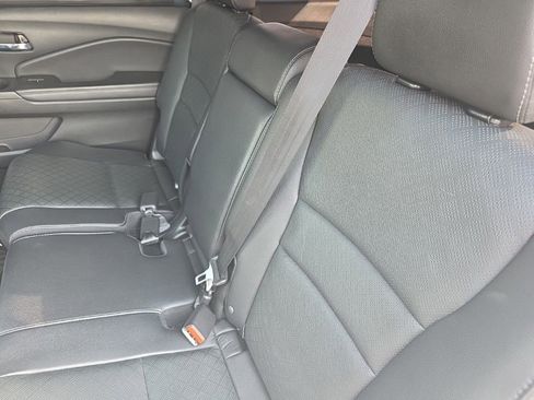 Used 2021 Honda Passport EX-L image 17