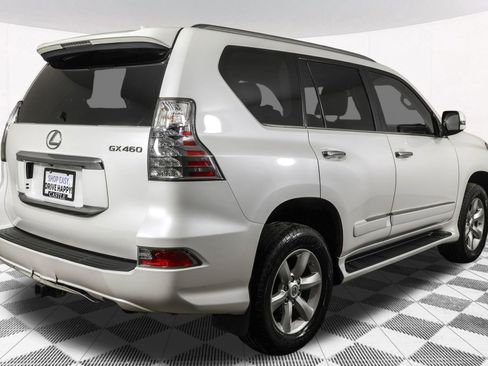 Used 2018 Lexus GX 460 w/ Navigation Package image 18