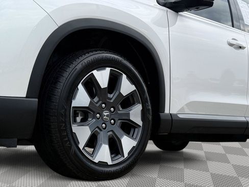 Used 2026 Honda Pilot Elite image 8