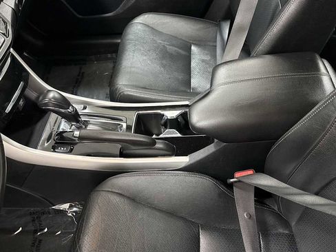 Used 2016 Honda Accord EX-L image 22