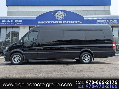 Used 2017 Mercedes-Benz Sprinter 2500 image 1