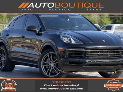 Used 2023 Porsche Cayenne Coupe w/ Premium Package