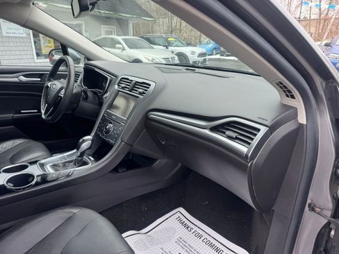 Used 2014 Ford Fusion Titanium image 25