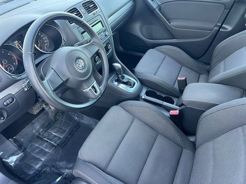 Used 2013 Volkswagen Golf 4-Door image 21