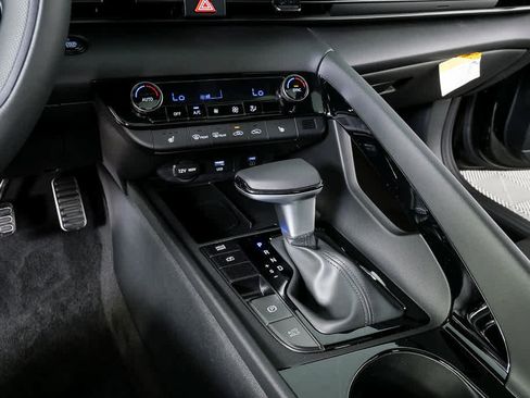 New 2026 Hyundai Elantra SEL Sport Premium FWD image 16