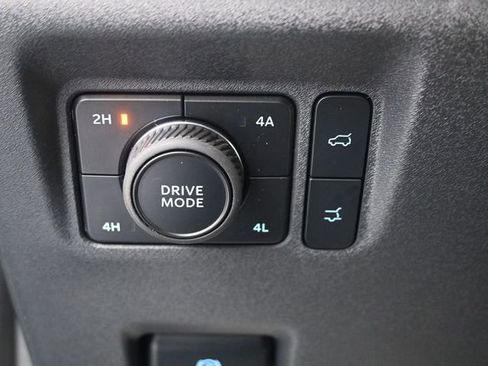 New 2026 Ford Expedition Active AWD/4WD image 9