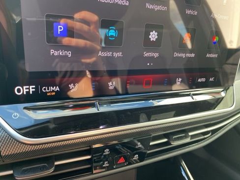 New 2025 Volkswagen GTI SE FWD image 30