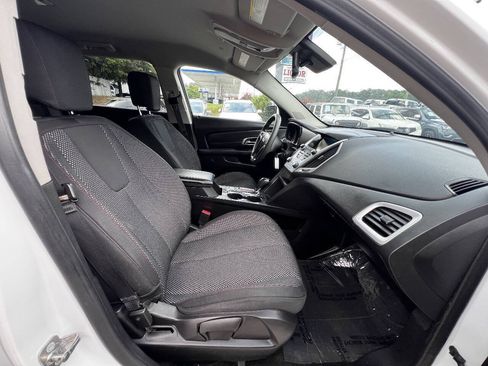 Used 2017 GMC Terrain SLE FWD image 14