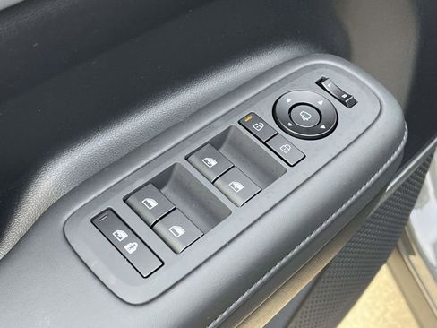 New 2026 Hyundai Santa Fe Limited FWD image 11